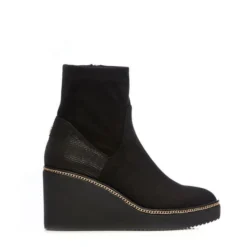 Alaina Black Alcantara