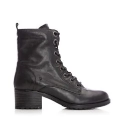 Bezzie Black Leather