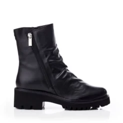 Calandra Black Leather