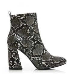 Delfie Monochrome Snake Print