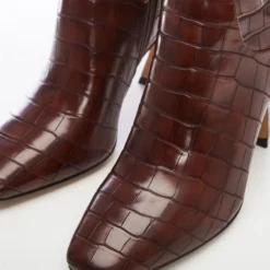 Sarisa Brown Patent Mocc Croc -Gabor Sales Store sarisa brown patent mocc croc p12522 81668 medium