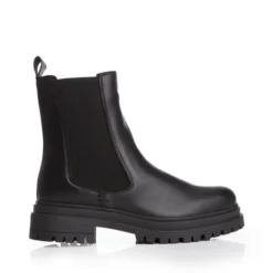 Sh Isha Black Leather